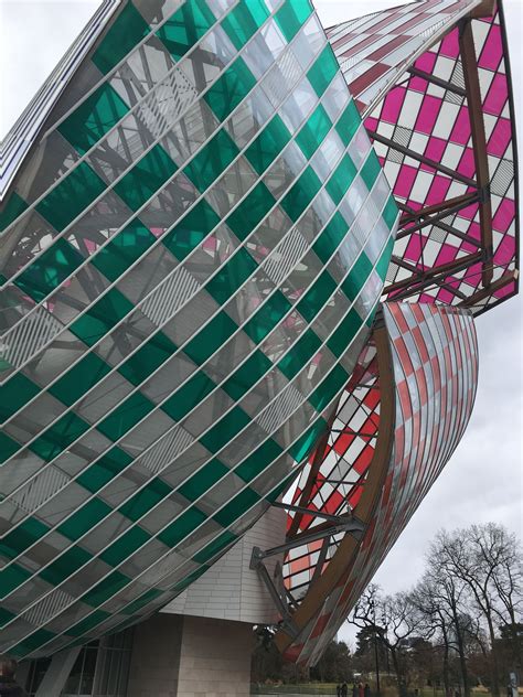 parking fondation louis vuitton